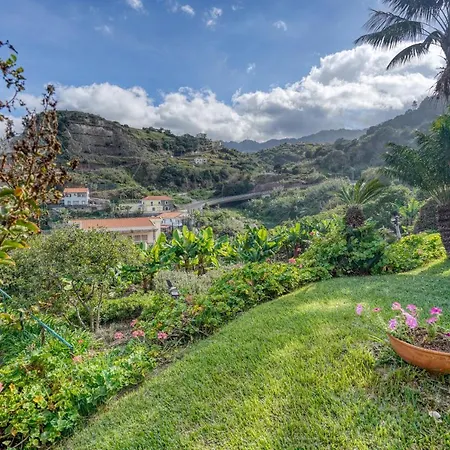 Semesterbostad Quinta Da Porto Da Cruz